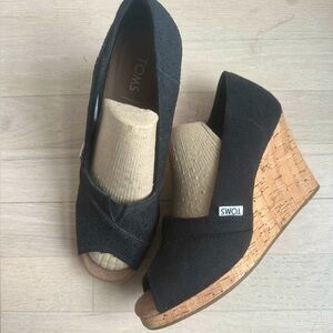 TOMS Classic Espadrille Wedge Sandal